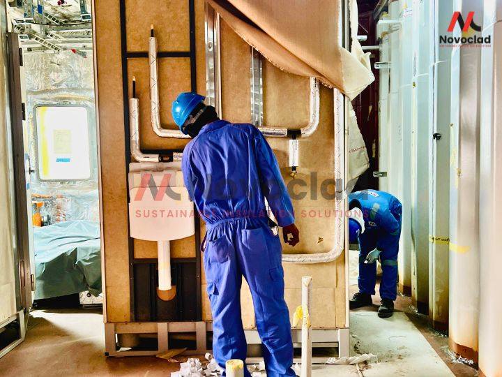 Novoclad Teams Working Insulation Ship Marine 06